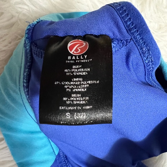 Bally Sports Bra Size S(32) - Picture 3 of 3